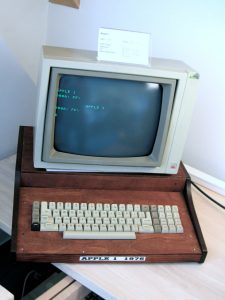 apple